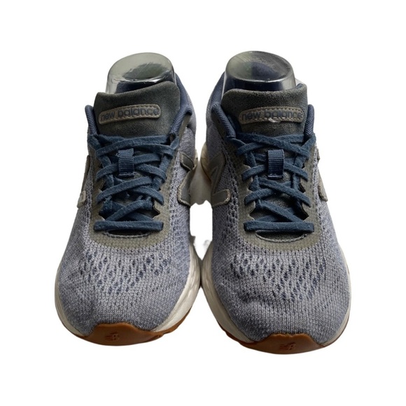 New Balance Arishi V2 Waris Fresh Foam Women Size 7.5 Sneakers. In ice blue. - Picture 4 of 13